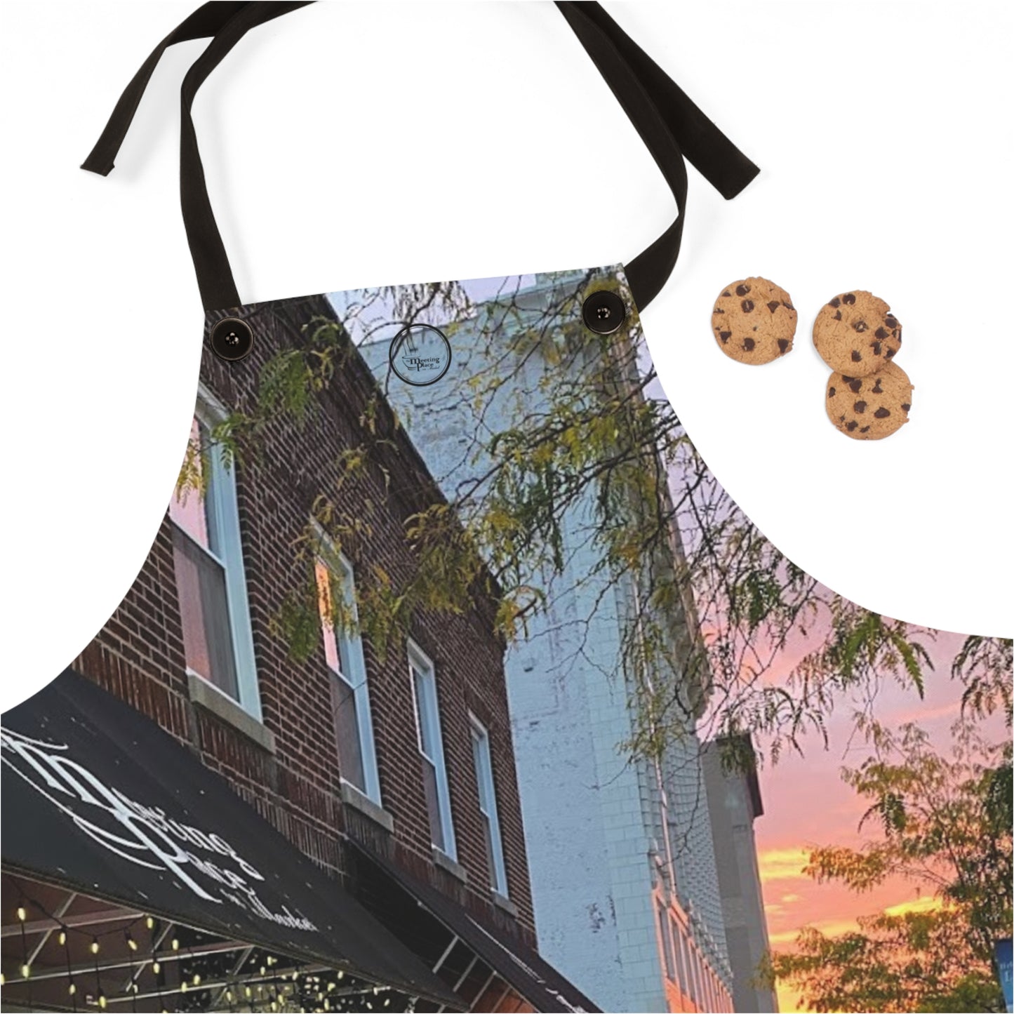 The Meeting Place In Downtown Lima at Sunrise Apron